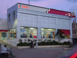au3